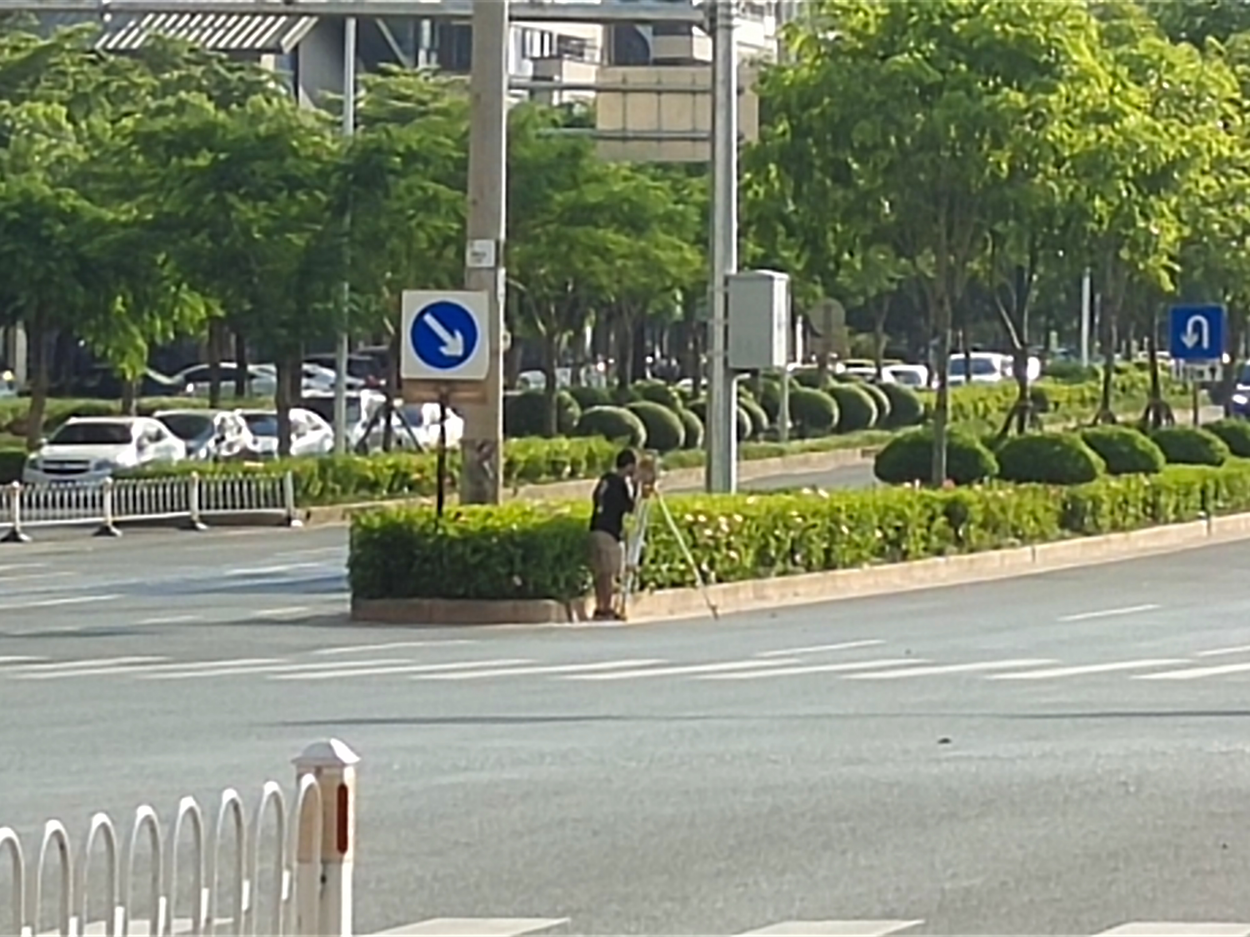 下班路过看到的，哎