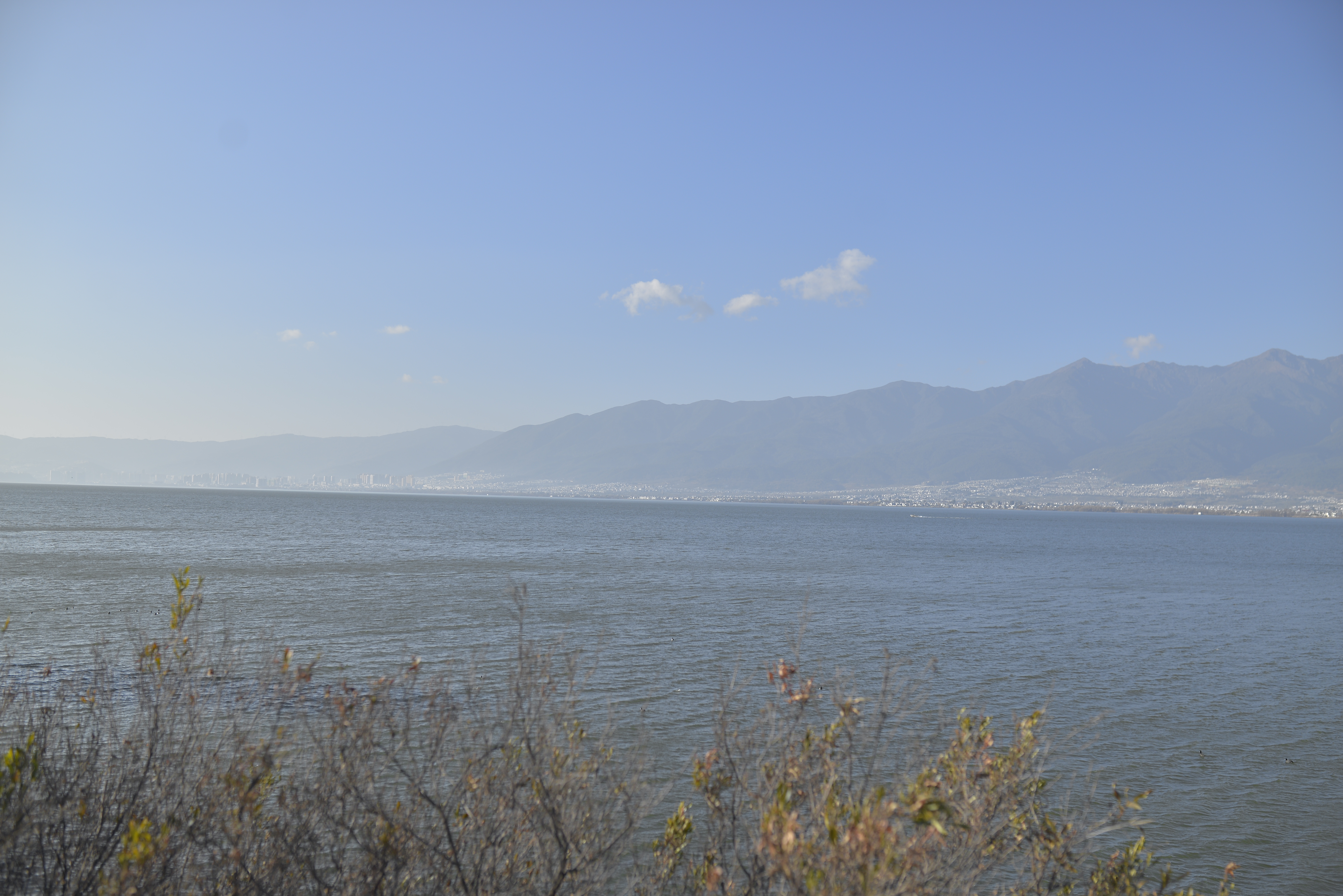 随便停车休息的地点也是景